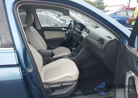 2019 Volkswagen Tiguan Se/Sel/Sel R-Line Jet-Black/Sel R-Line from USA, damaged, VIN 3VV3B7AX9KM152520